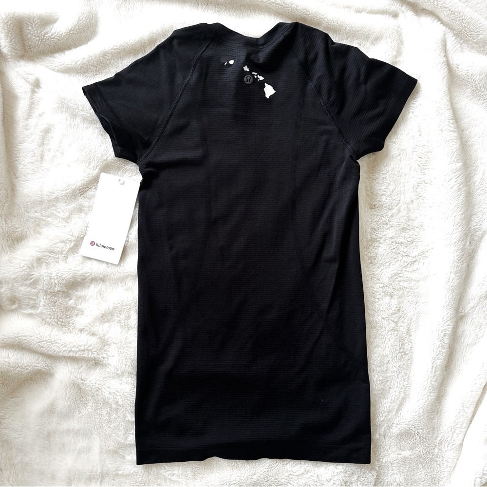 Lululemon Swiftly Tech Short Sleeve 2.0 Hawaii Edition